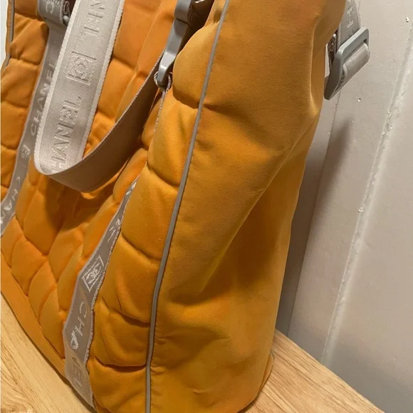 Chanel Gym Cloth Bag - Picture 8 of 11